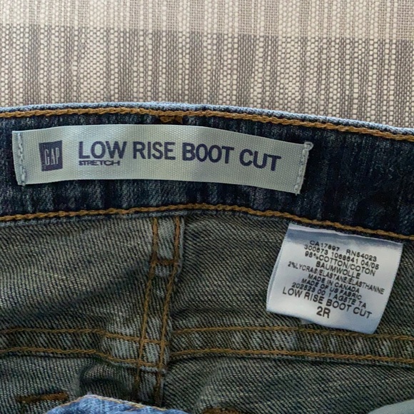 GAP Low Rise Bootcut Jeans - Picture 5 of 5